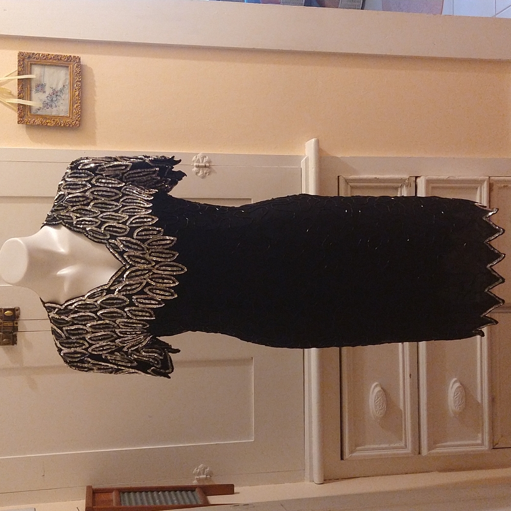 Sweelo vintage sequined/beaded black dress Sz S 6-8